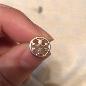 WILL SHIP TODAY Silver ToryBurch logo studearrings